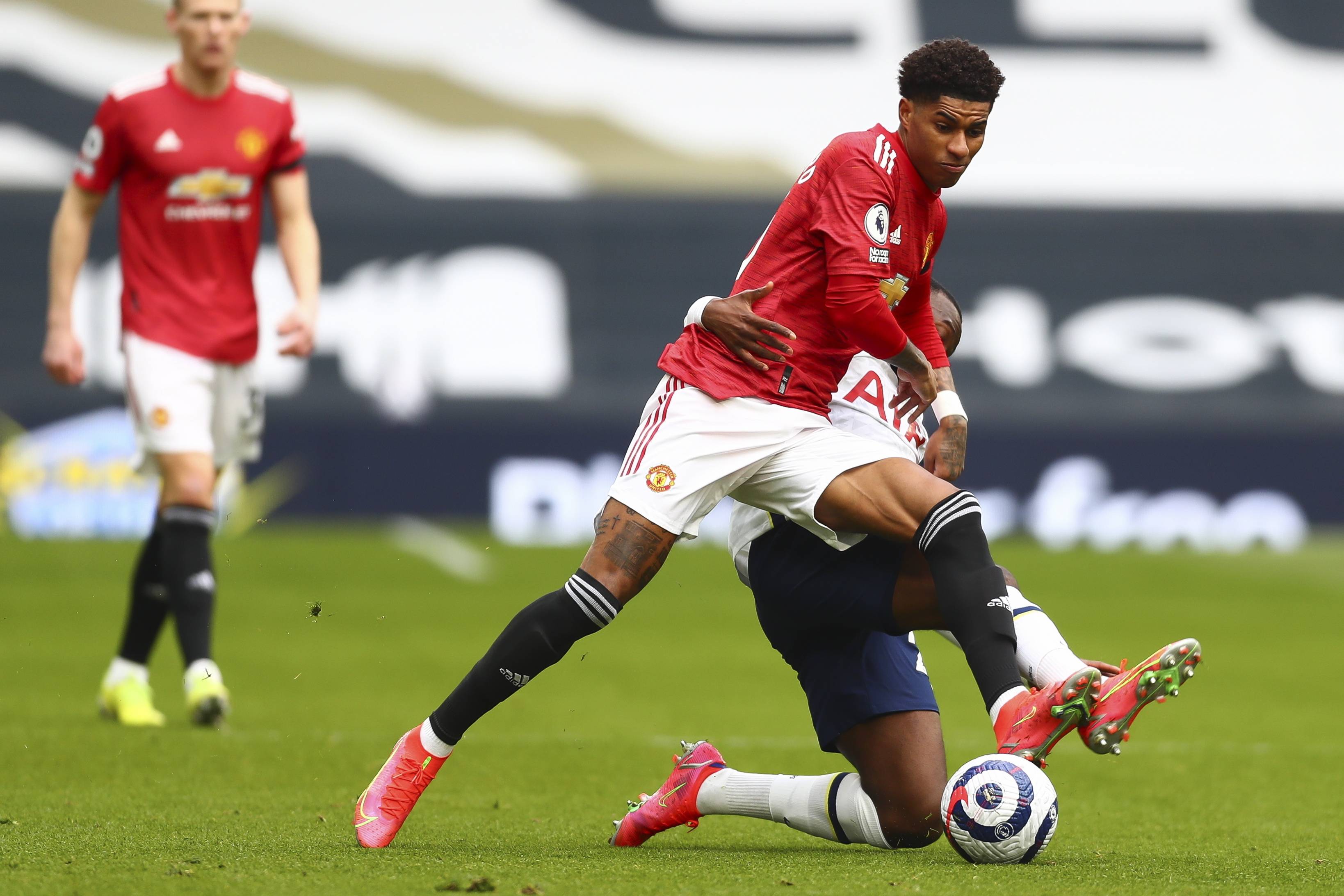 帮助他们在 帮助他们在