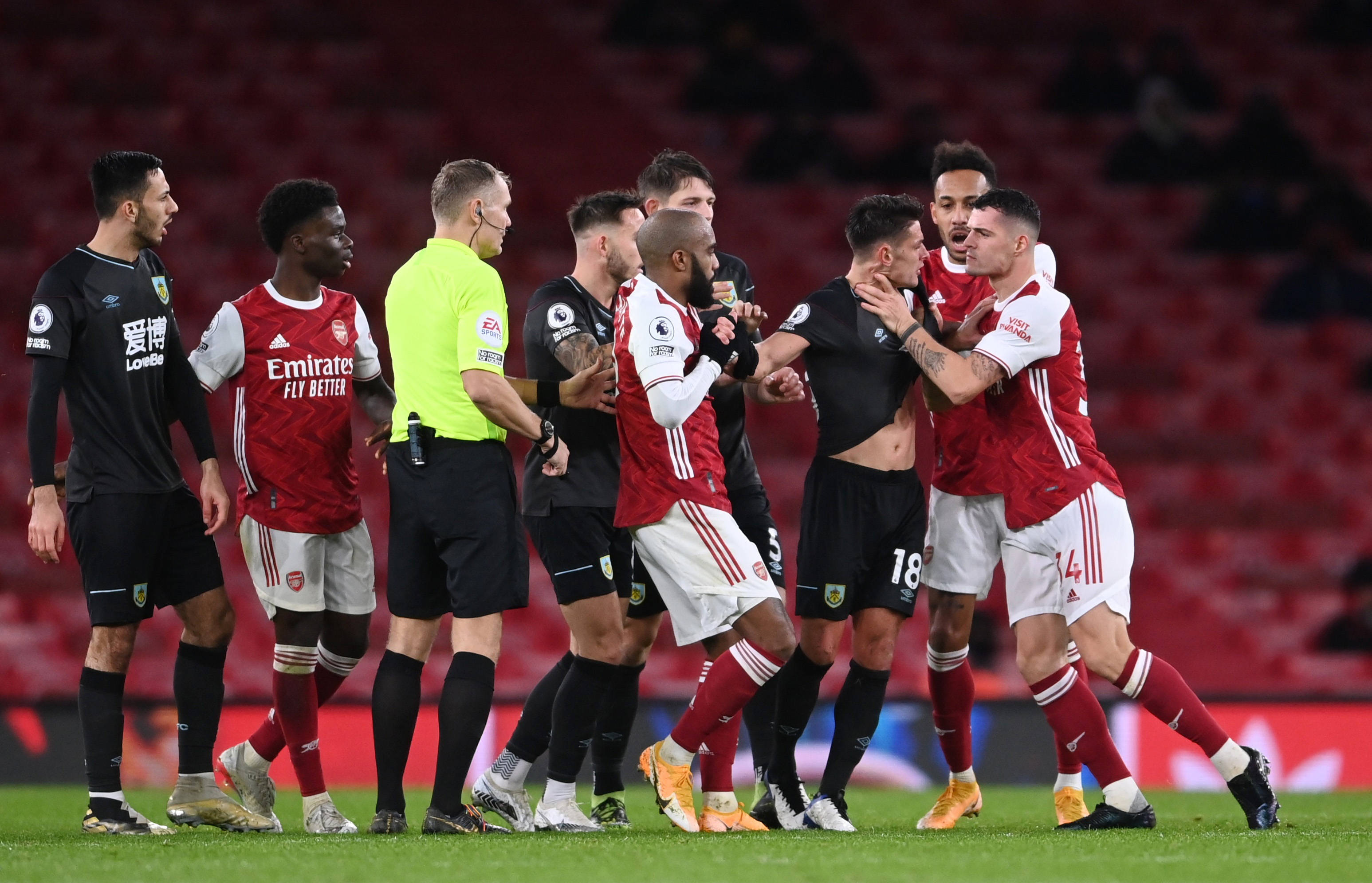 疑值得称赞 疑值得称赞